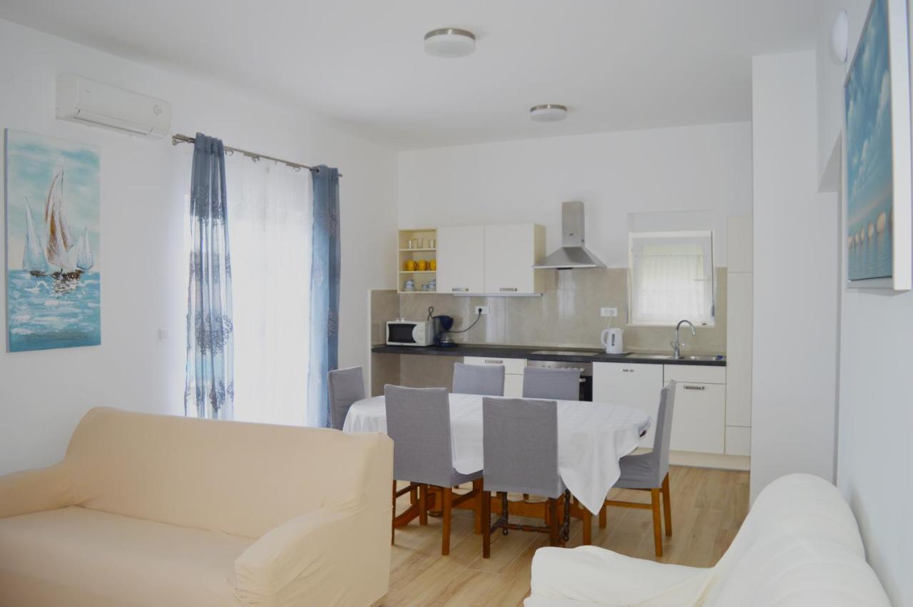 Apartments Vinka Подстрана Экстерьер фото