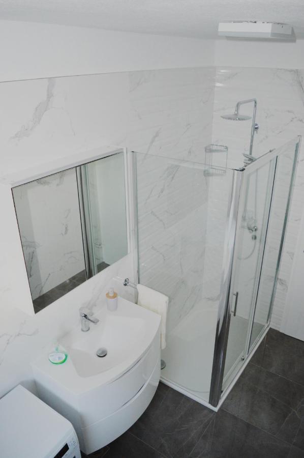 Apartments Vinka Подстрана Экстерьер фото