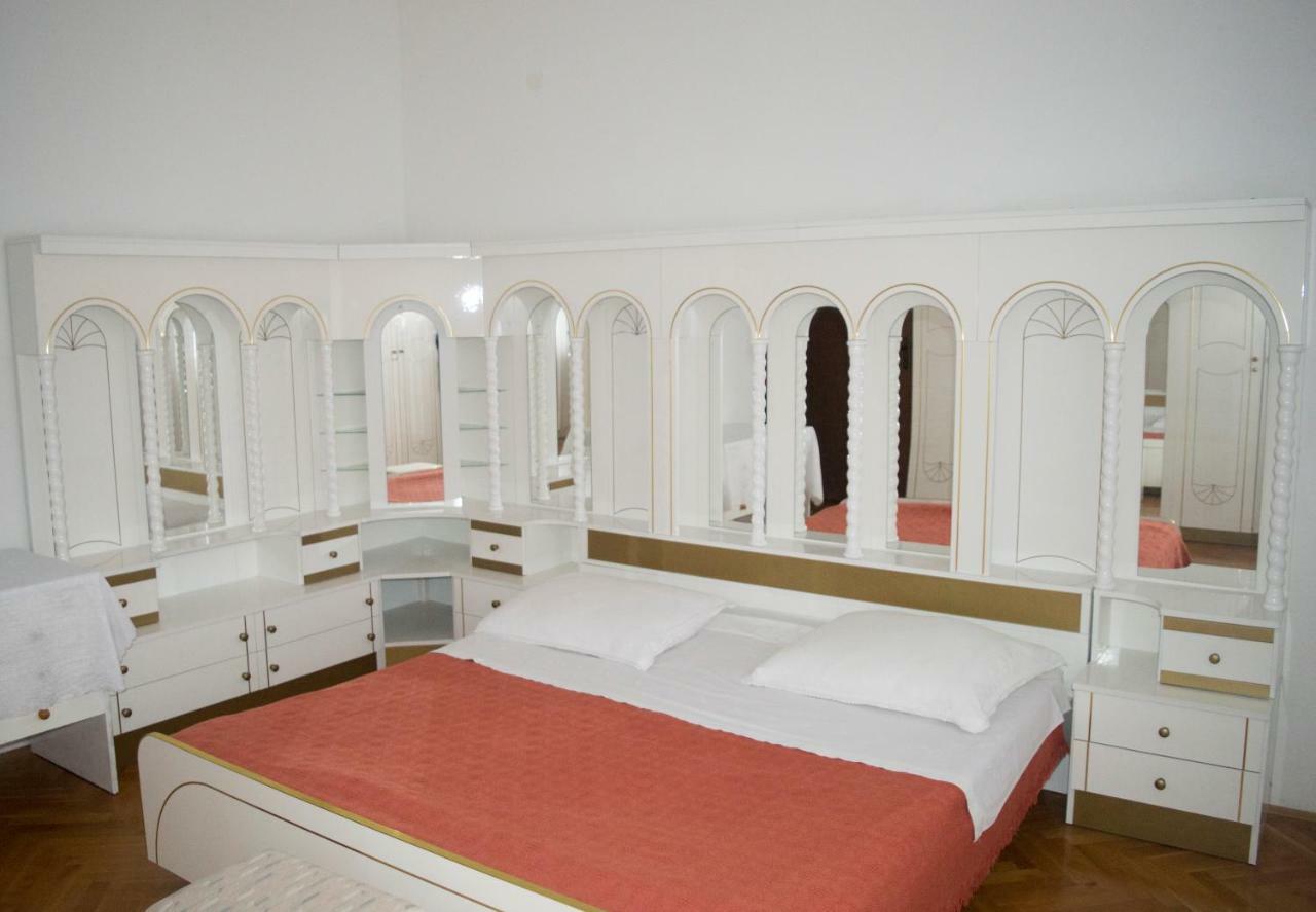 Apartments Vinka Подстрана Экстерьер фото