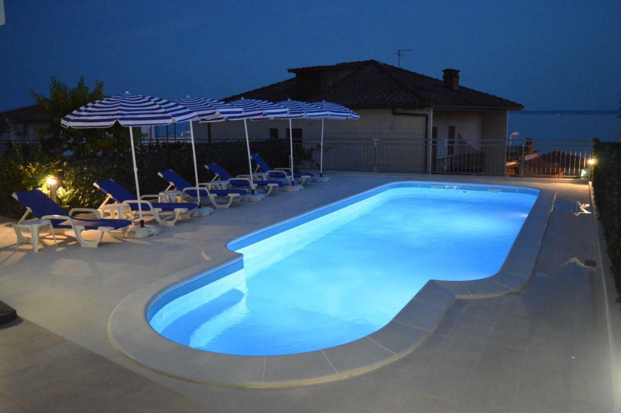 Apartments Vinka Подстрана Экстерьер фото